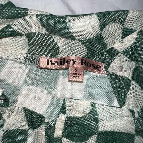 Patterned Two Piece Mesh Set - Picture 6 of 8